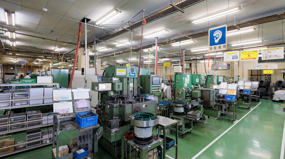 <?php echo esc_attr(!empty($item['title']) ? $item['title'] : '製品画像' . ($index + 1)); ?>